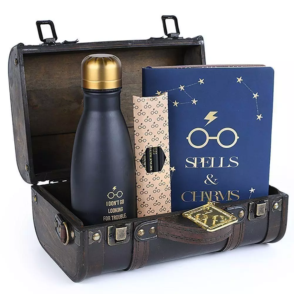 Harry Potter Hogwarts Crest Trank Premium Gift Set